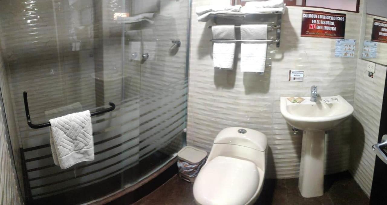 La Kapital Hotel Ambato Exteriör bild