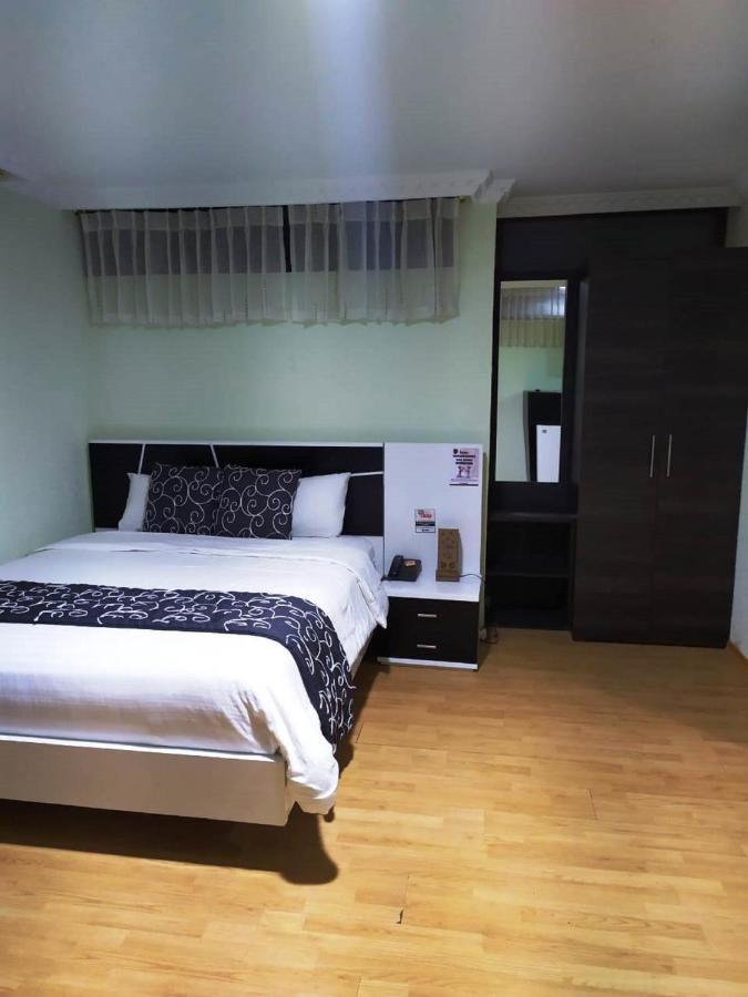 La Kapital Hotel Ambato Exteriör bild
